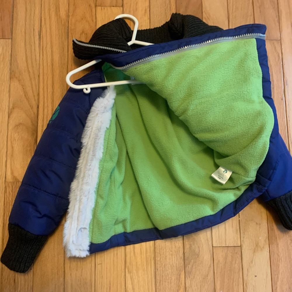 Buckle me baby coat